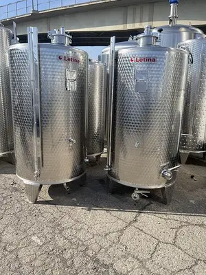 New Stock Letina 290 Gallon / 1100L SW Storage Tank