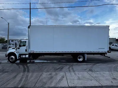 Used 2020 INTERNATIONAL MV Box trucks Florida US | Truck and Van Outlet #1509220