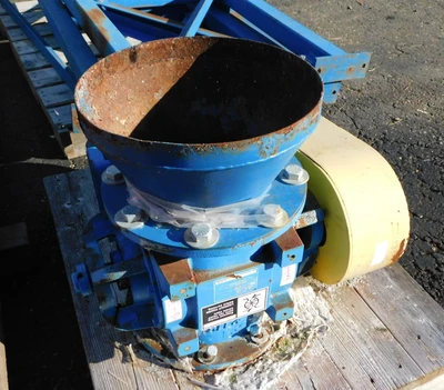 USED DONALDSON UNIMASTER UMA 250