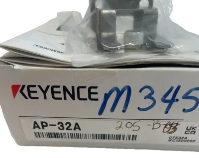 NEW KEYENCE AP-32A PRESSURE SENSOR AP32A