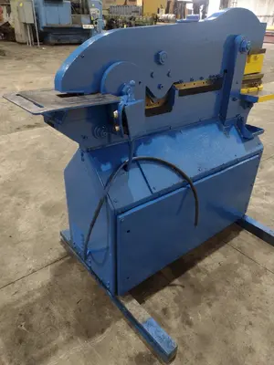 50 TON PIRANHA MODEL #P50 HYDRAULIC IRONWORKER: STOCK #23214