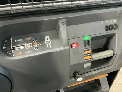 Used CROWN SP352030 Electric Lifters Ohio US | HGR 24 #1446268