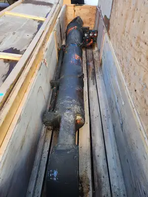 EX3600-5 FS Dump Cylinder LH