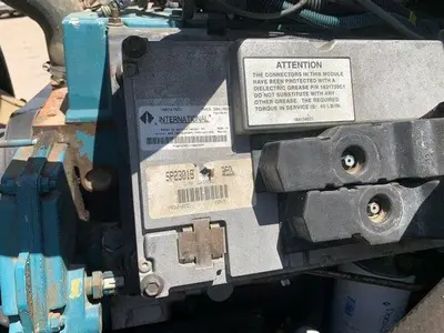 USED 2001 INTERNATIONAL 4900