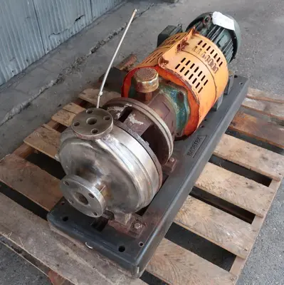 SPC8136  Pump 1x2x11 Goulds centrifugal pump, 5 hp, Stainless Steel