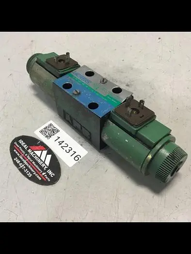 Used VICKERS DG4V-3S-6C-M-U-HL7-60-EN490 Valves/Fittings Michigan US | Ideal Machinery #602105