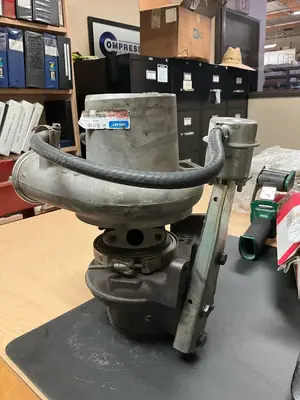 Holset turbocharger 4037587