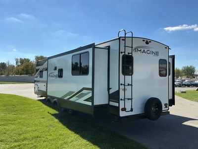 Used 2022 GRAND DESIGN IMAGINE 3100RD Campers, Caravans, Motorhomes Michigan US | Miedema Asset Management Group #1579846