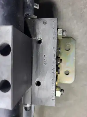 Hydraulic Valve Manifold w/ Solenoids