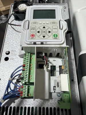 USED Johnson Controls VS3-040-4-N1B-3