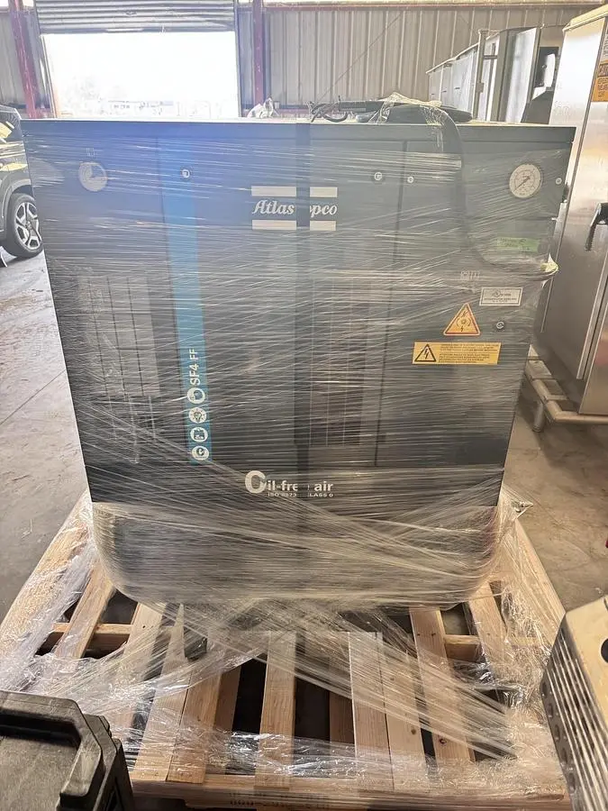 Used 2023 ATLAS COPCO SF4 FF Rotary Screw & Sliding Vane Air Compressors California US | Machinery & Equipment #1513367