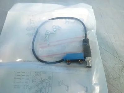 NEW SICK WTB2S2P3210