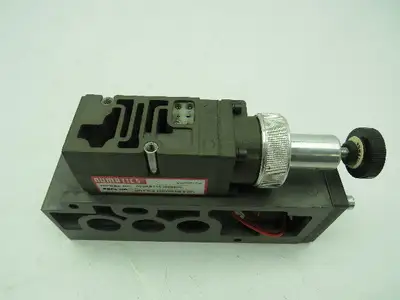 Numatics 082RS115J000000 Regulator Valve Manifold Block Base 229-676