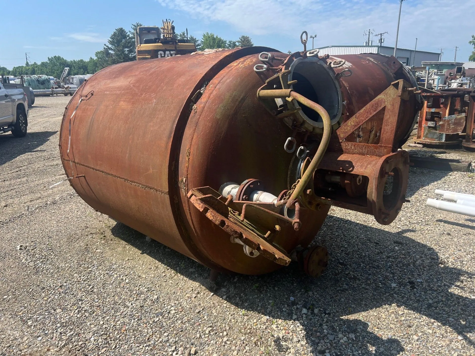 Qty (2) 1000 Gallon Stainless Steel Clad Reactor with CS Jacket
