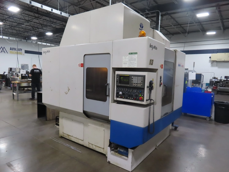 Used DAEWOO DMV-400 Vertical Machining Centers Minnesota US | Machinesused.com #1319516