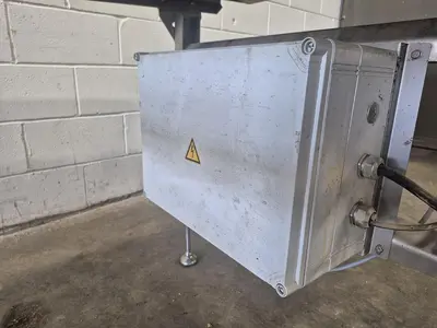 4.75 ft Flat Belt Conveyor