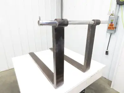 1-3/4" X 4" X 42" Pin-Type Shaft-Mounted Forklift Forks 5500lbs Class 3