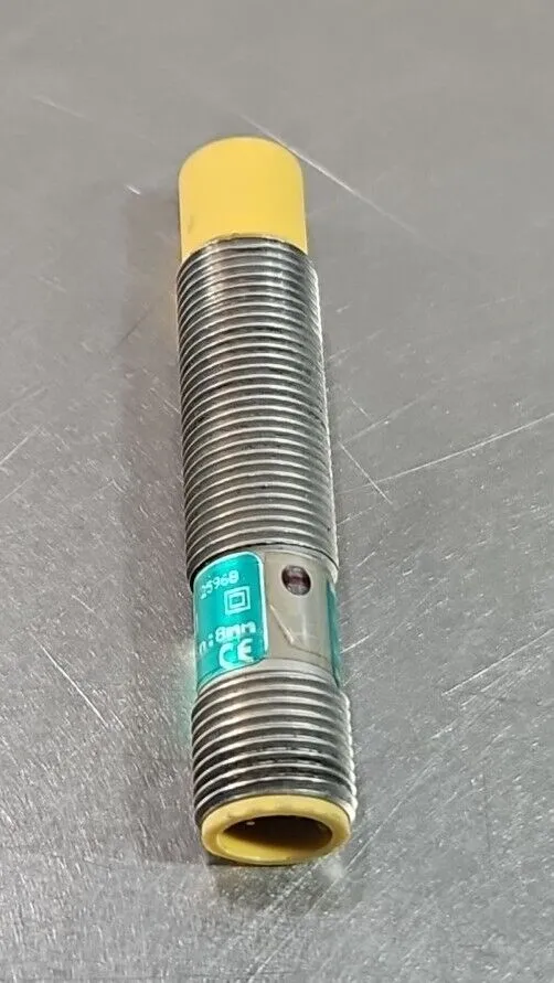 Turck Ni8U-EM12-AP4X-H1141 Inductive Sensor. Loc5E-19