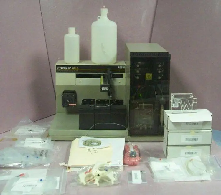 Used MERCURY HYDRA SERIES Spectrophotometer (UV-Vis, Fluor) Texas US | Bamko Surplus Process Equipment #937086