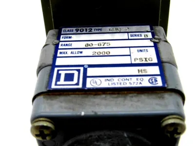 USED SQUARE D 9012-GSG-2 PRESSURE SWITCH 80-675 PSIG 9012GSG2