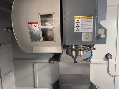 2021 AKIRA SEIKI PERFORMA V2A-XP Vertical Machining Centers | Bayou Machinery (5)