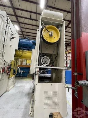 USED 1986 KOMATSU PRESS OBS 200-2