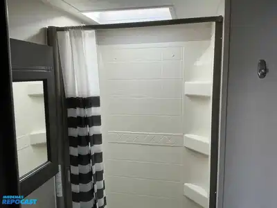 USED 2019 VENTURE SPORTTREK TOURING 336 VRK