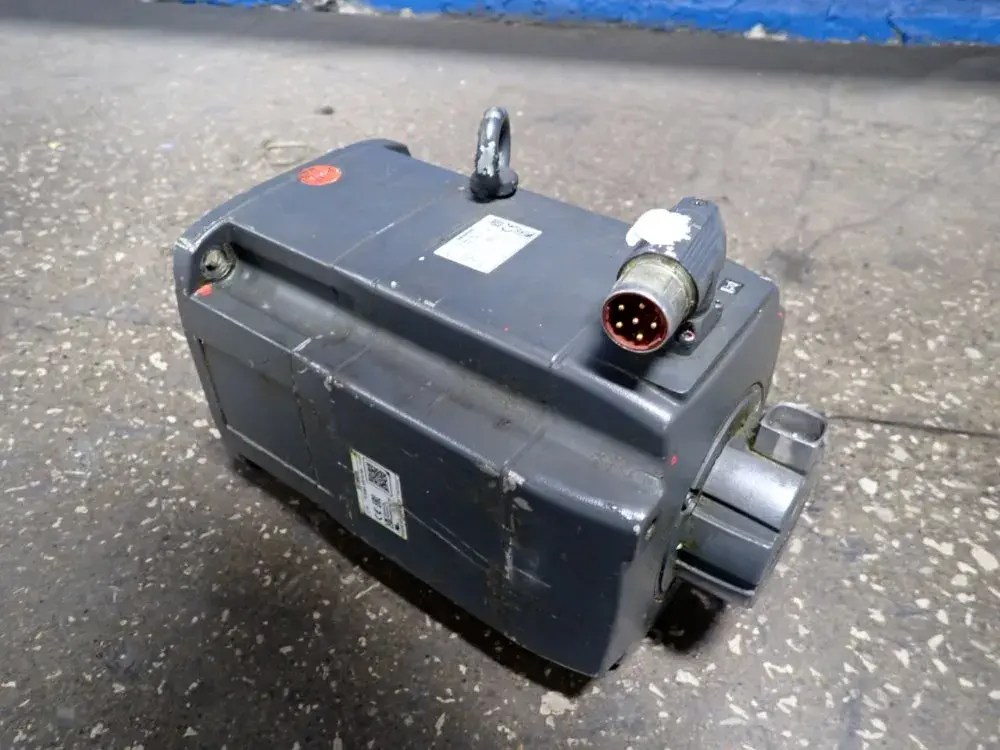 USED SIEMENS 1FK70832AF711CH1