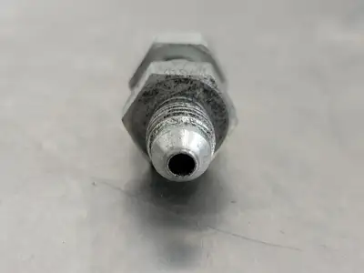 Hydraulic Bulkhead Adapter M-04 JIC X M-04 JIC 1/4" x 1/4" (Bag of 11)