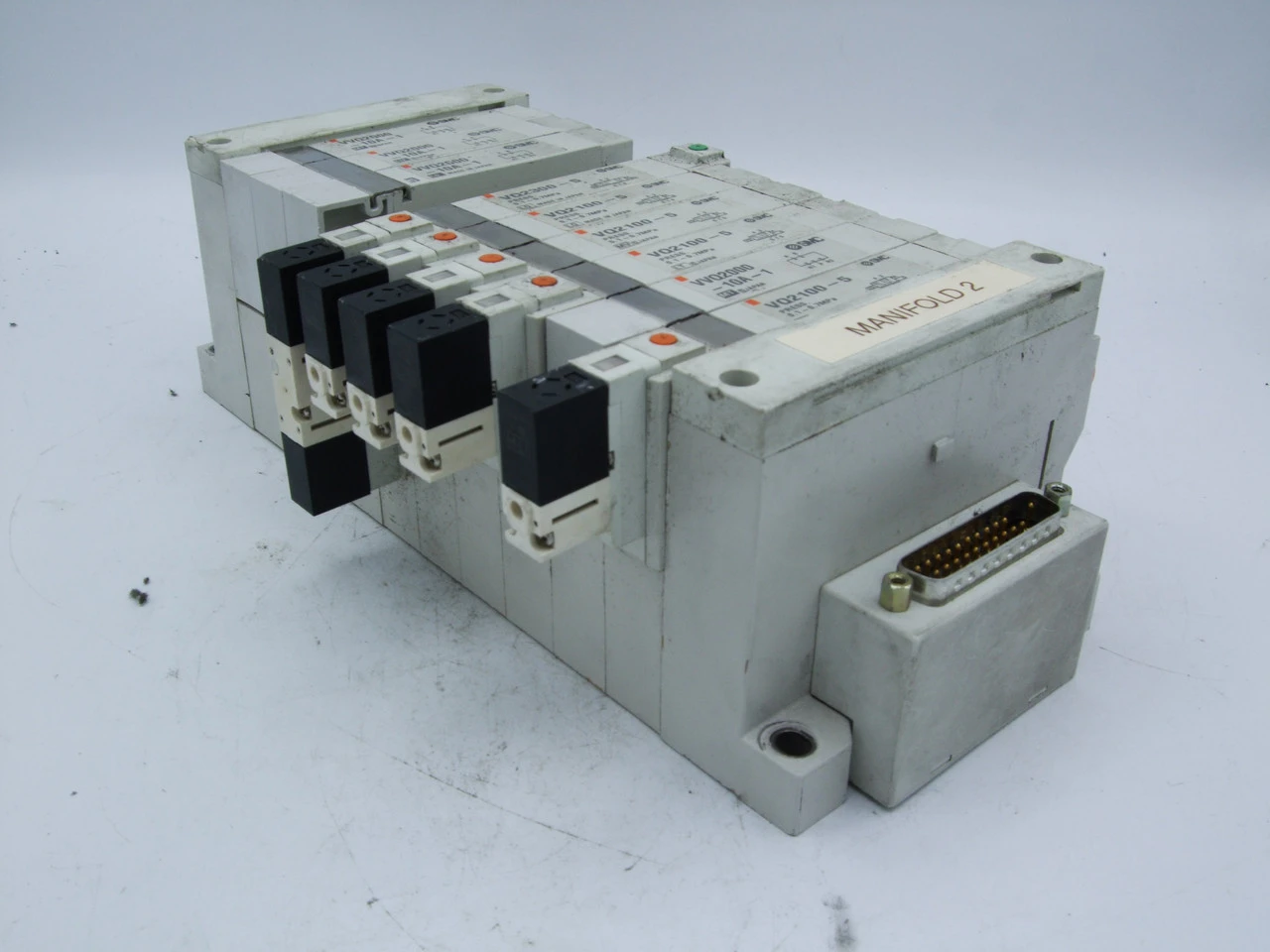 USED SMC VQ2300-5/VQ2100-5/VVQ2000-10A-1