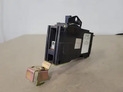 USED SQUARE D FA14030A
