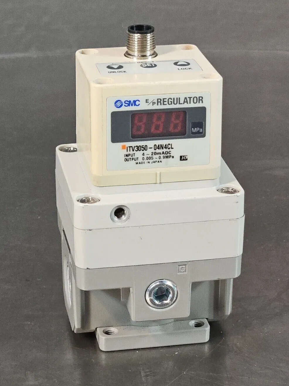 SMC ITV3050-04N4CL Pneumatic Pressure Regulator. 6E-8