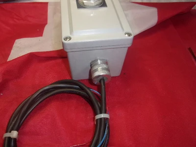 USED Allen-Bradley 800T-A & Enclosure