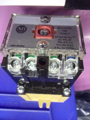 USED Allen Bradley 700-P400A1