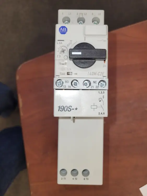Used Allen-Bradley 140M-C2E-B40 SER B WITH 100-C09D10 PLC Processors Arizona US | ASSET CONVERSION SPECIALISTS, INC. #310934