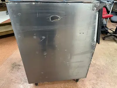 Used Hoshizaki Used 30" Hoshizaki B-500PF 500lb Ice Machine Storage Bin Restaurant Storage Containers Illinois US | Falcon Restaurant Supply #1374996