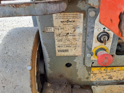 Used 2016 Skyjack SJ3219 Scissor Lifters Texas US | Stack Equipment #1331989