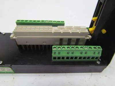 Murrelektronik 631716 SKPD 24/7 Ferrocontrol servo drive card module holder 250V