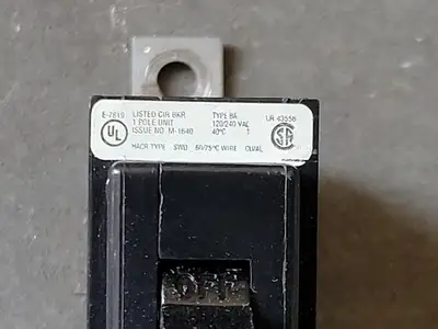Used CUTLER-HAMMER BAB1015 Switchgears British Columbia CA | Lenmark #242518