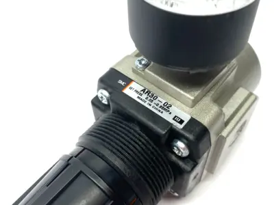 Used SMC Modular Regulator w/ Gauge 1/4" NPT Ports Air Pressure Regulators Michigan US | Maverick Industrial Sales #1389635