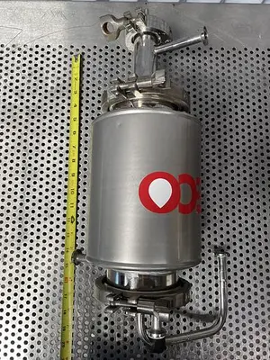 Stainless Steel 11" L x 4" Sanitary Fitting Tank w/ 9" Coiled Immersion Element