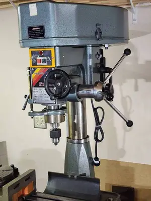 L@@K Commercial Grade Milling / Drill Press with Many Accessories W@W