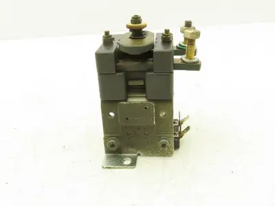 Toyota CT200A24D1M AC Motor Contactor 200A 24V Coil Off 8HBW30 Pallet Jack