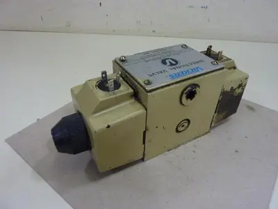 USED VICKERS C2119475DG4S4016CUB60
