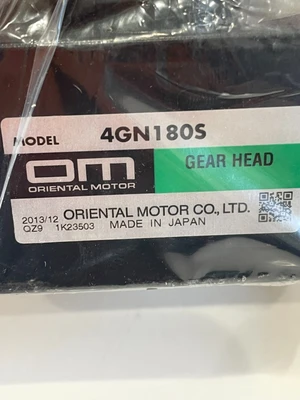 NEW ORIENTAL MOTOR 4GN180S GEARHEAD PARALLEL SHAFT