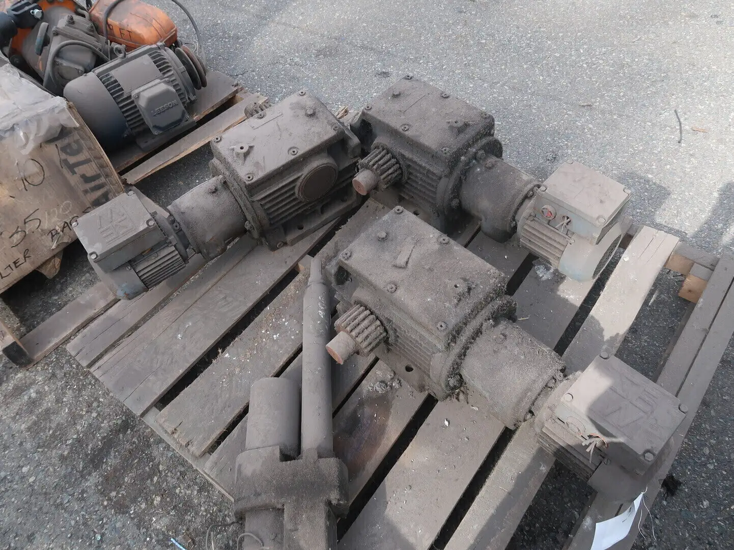 USED SEW S70.40DT71D2