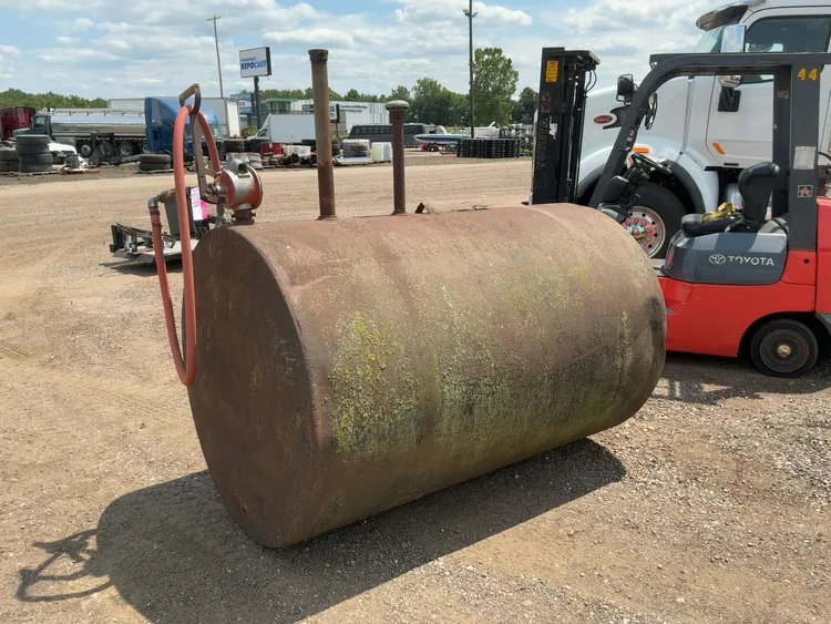 Used _UNKNOWN_ _UNKNOWN_ Stationary Fuel Tanks Michigan US | Miedema Asset Management Group #1325646