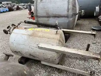 200 gallon vertical carbon steel pressure vessel