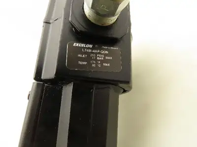 Burkert Excelon 2000 A 9/16 PTFE BZ Pneumatic 2/2 Angle Seat Valve Lubricator