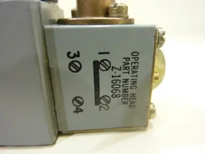 NEW ALLEN BRADLEY 802T-HU SER B